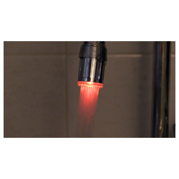Rompigetto a led dettaglio acqua rossa