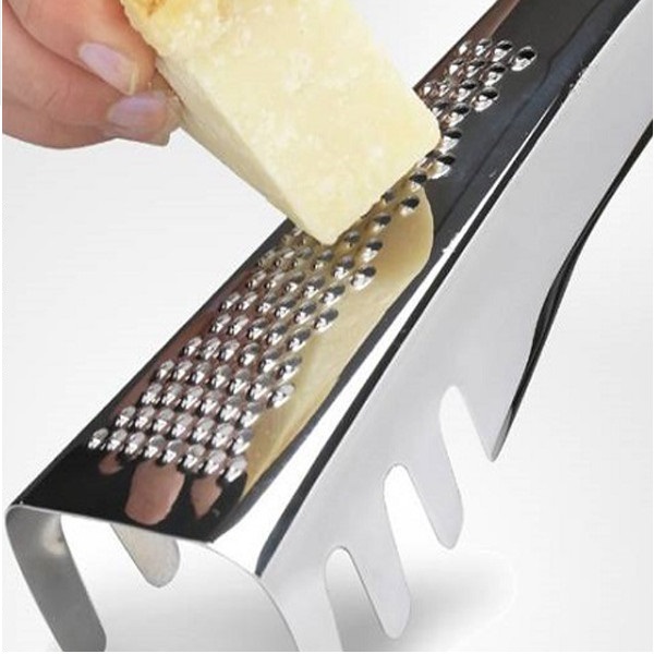 Utensile 3 in 1 grattugia