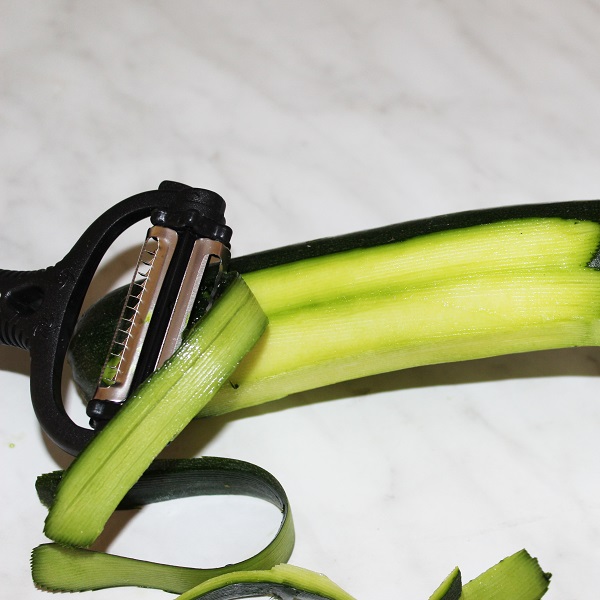 peeler tris che sbuccia la zucchina