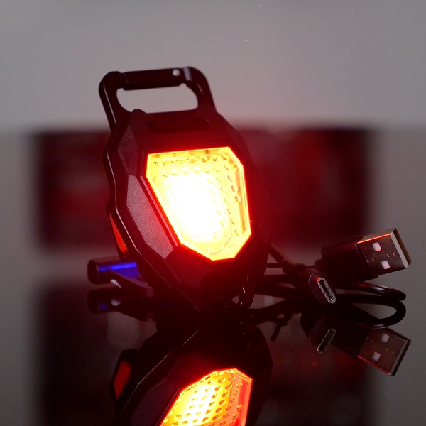 multicamping con luce rossa