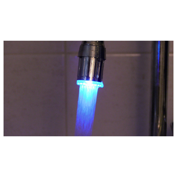 Rompigetto a led dettaglio acqua blu