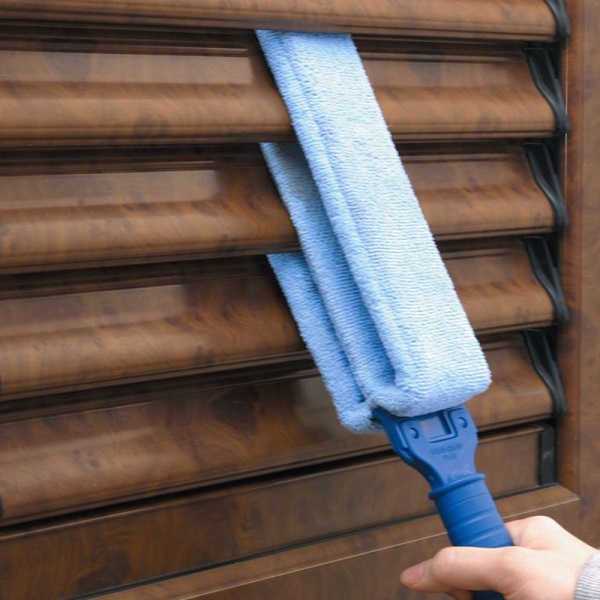 Micromanina con persiana in legno